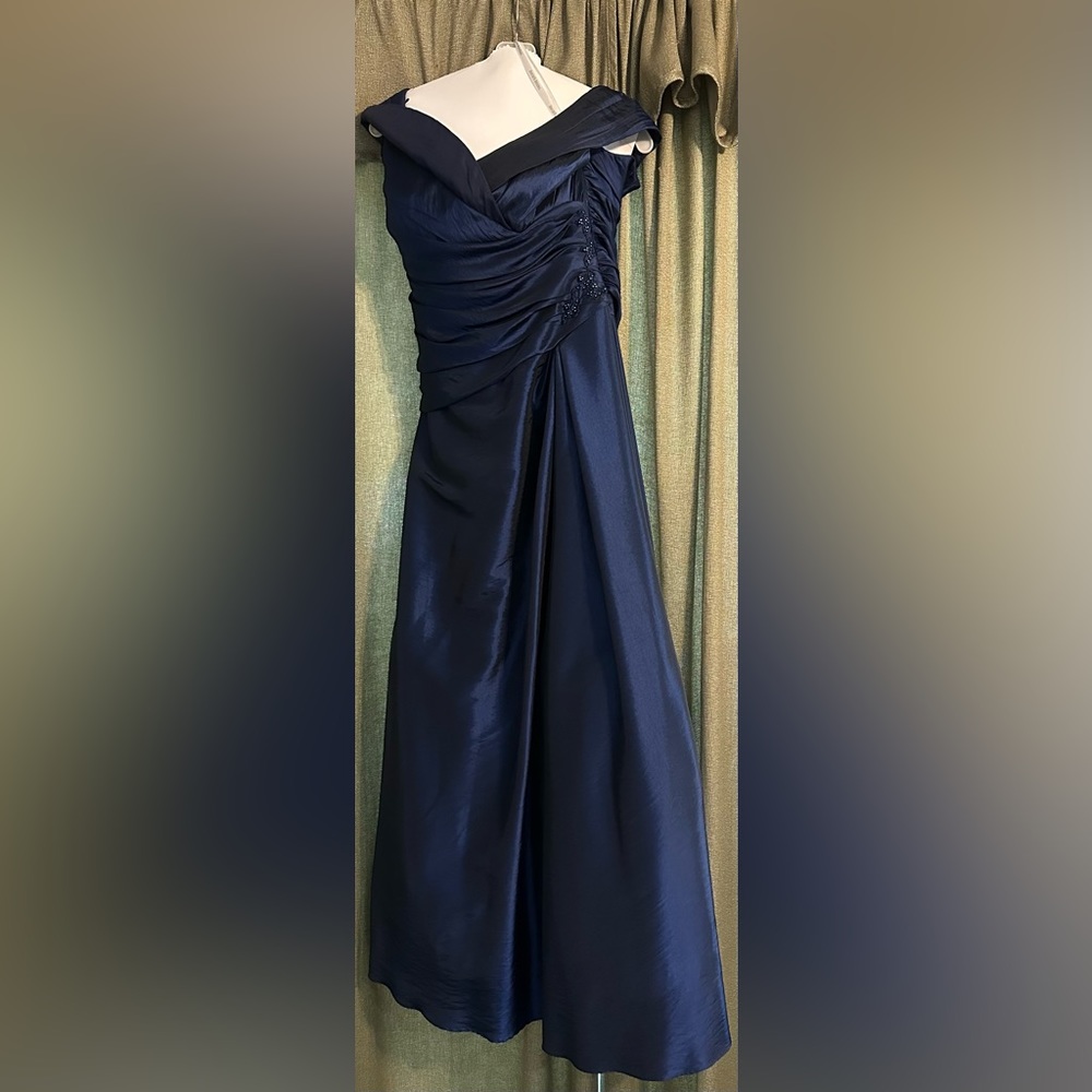 David’s Bridal evening grown. Midnight blue Size 16